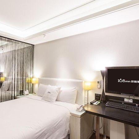 I Hotel - Taoyuan Bagian luar foto