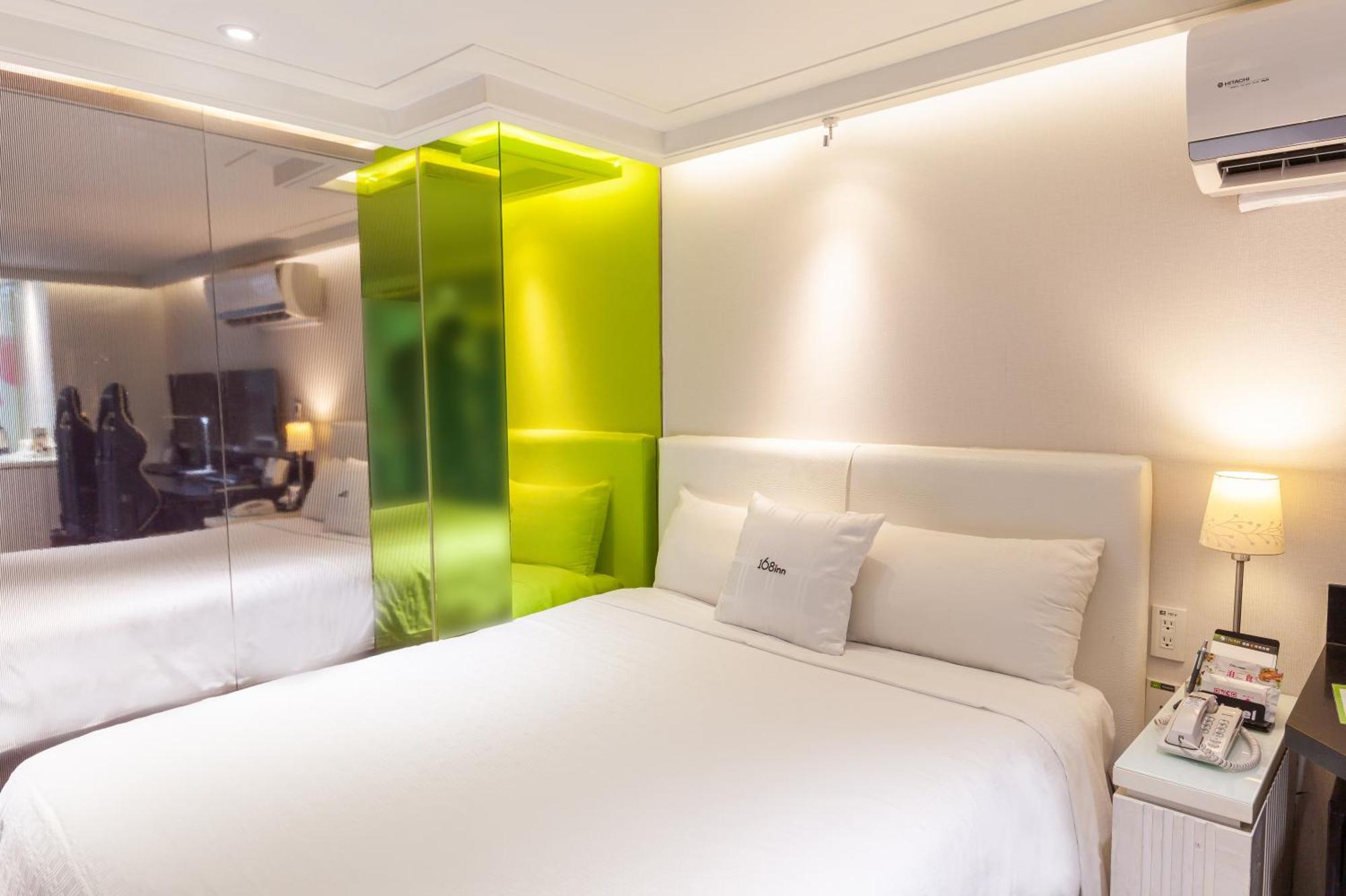 I Hotel - Taoyuan Bagian luar foto