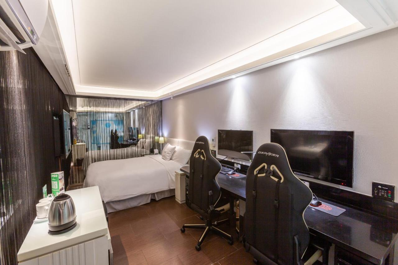 I Hotel - Taoyuan Bagian luar foto